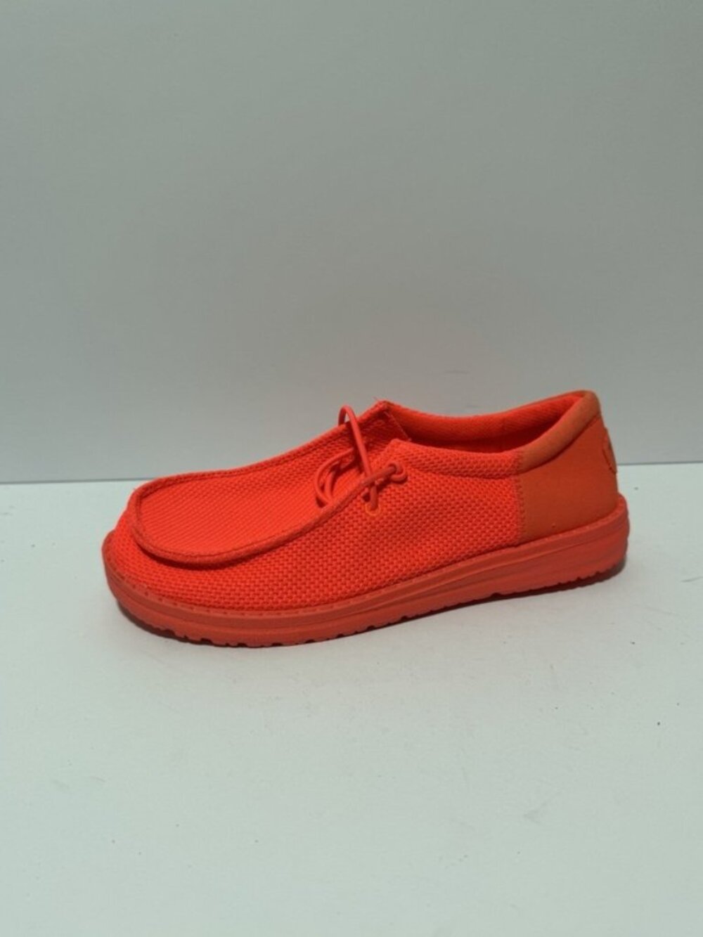 Hey Dude Wally Loafer Orange Size 4 M Big Kid